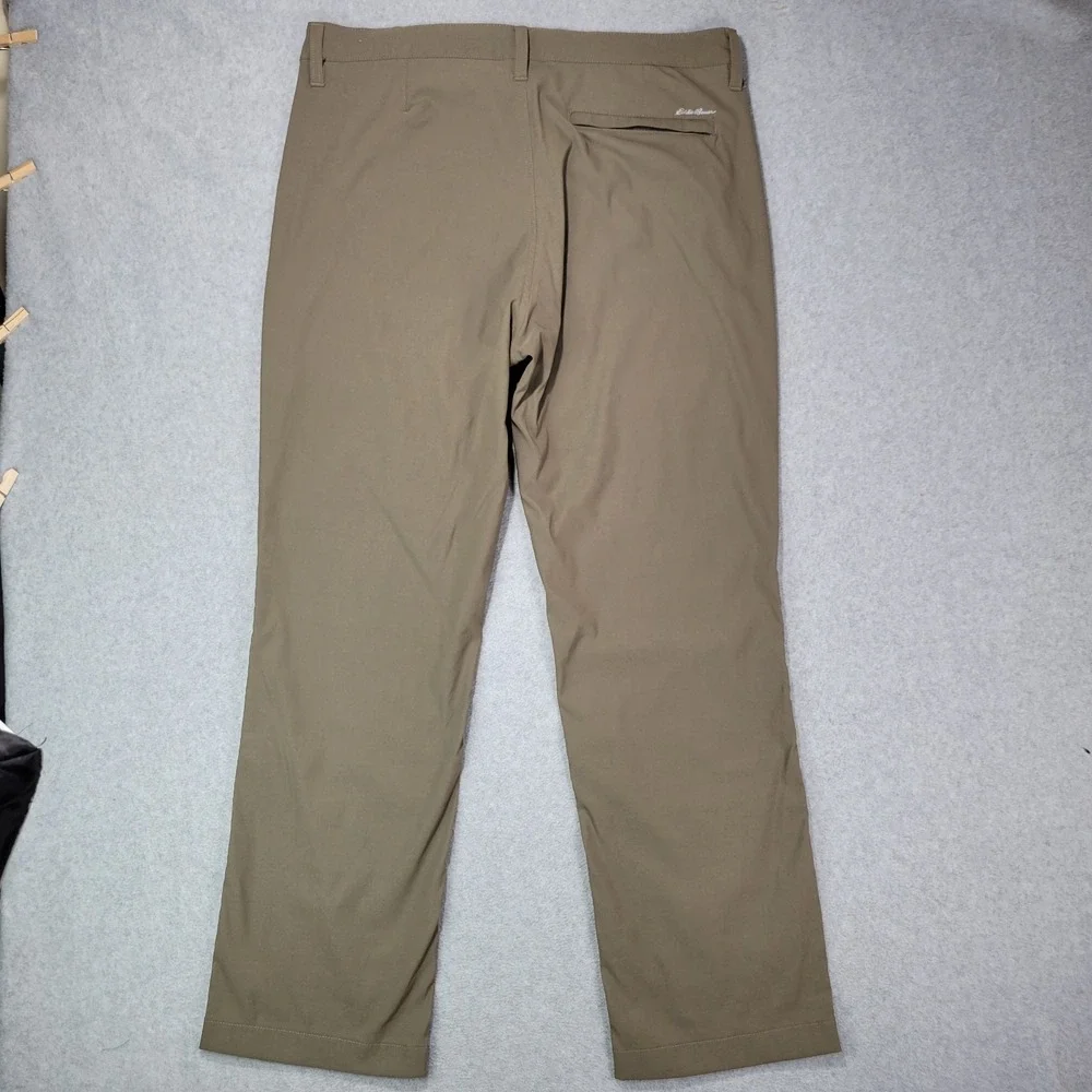 Eddie Bauer Takeoff Chino Pants Mens 33x30 Brown‎ UPF 50+ DWR D3853309
